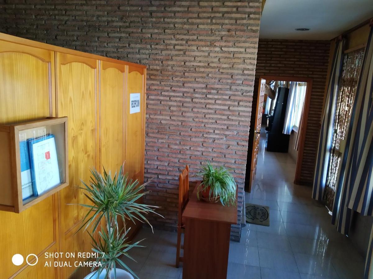 Hostal Restaurante El Parador Alcaracejos Exterior foto